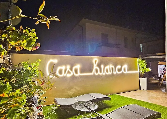 Casa Blanca - Terrace Lounge