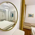 Casa Blanca - Terrace Lounge * Luino